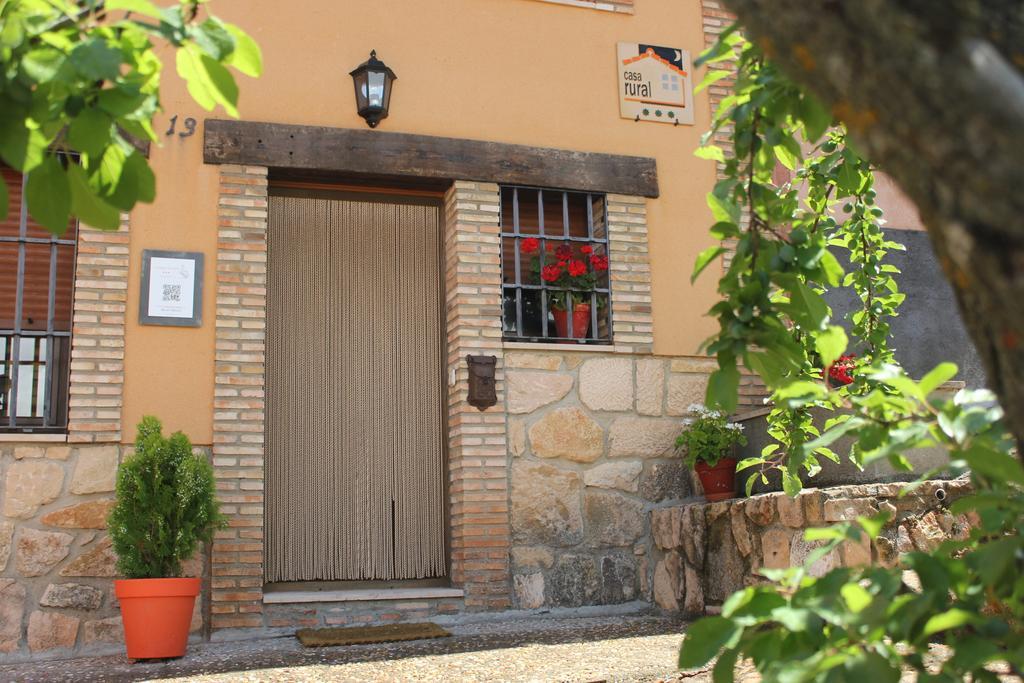 La Caseja De Ayllón Exteriér fotografie