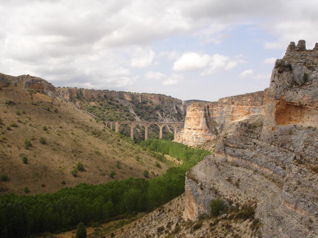 La Caseja De Ayllón Exteriér fotografie